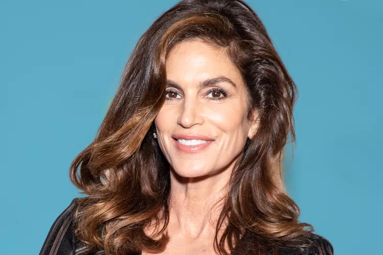 I Tried Cindy Crawford’s Hair Care Line